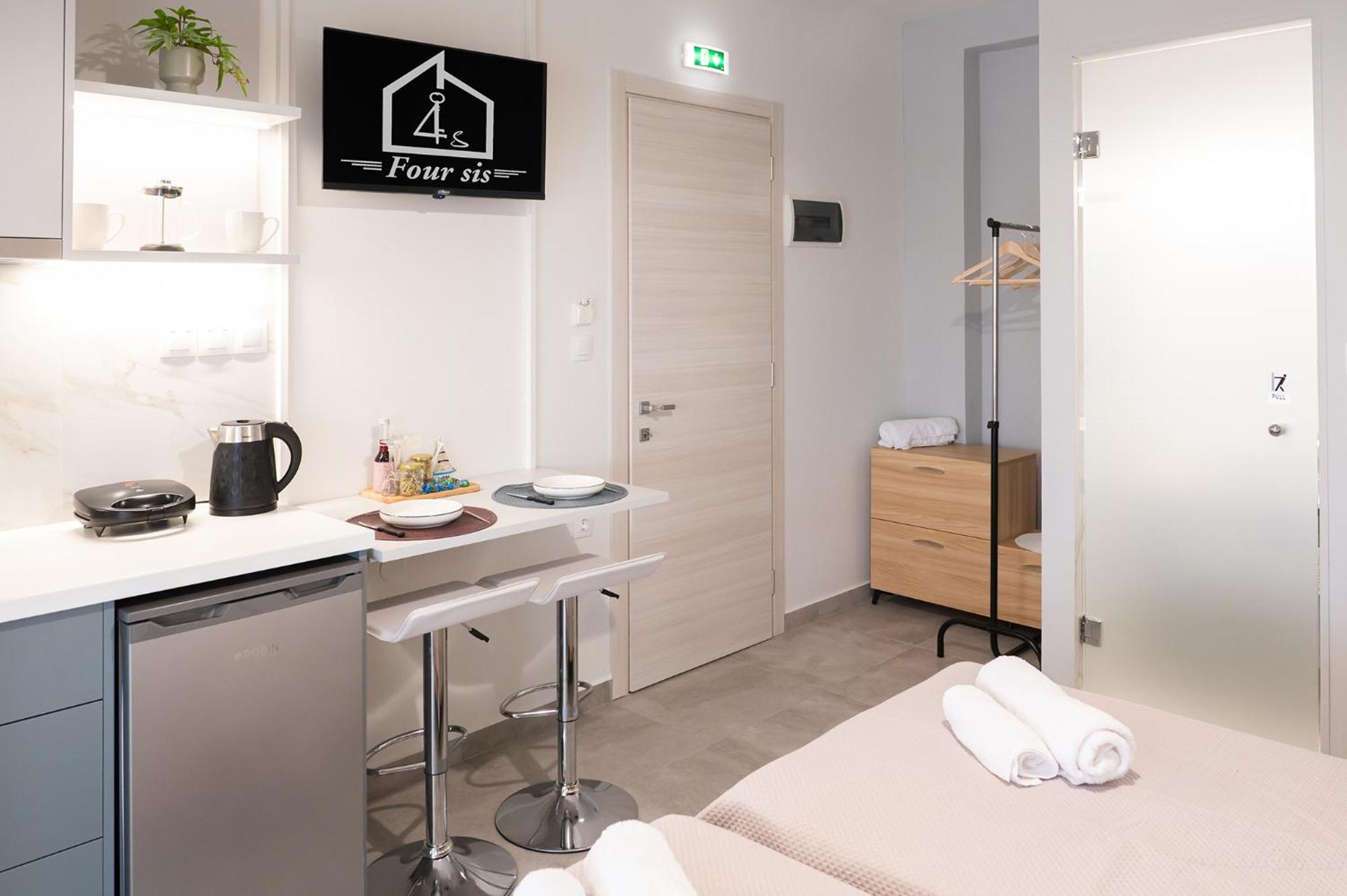Four Sis Rooms Mangana 外观 照片
